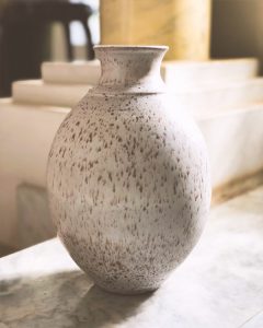 speckled-white-ceramic-vase-glazed decobate home accessories pottery stoneware ceramics porcelain earthenware lusterware handmade egypt