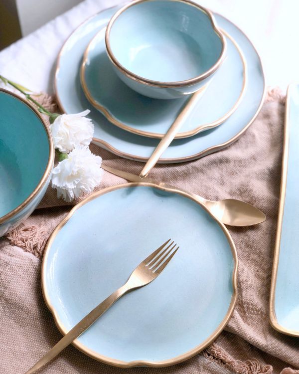 Aqua shop plate set